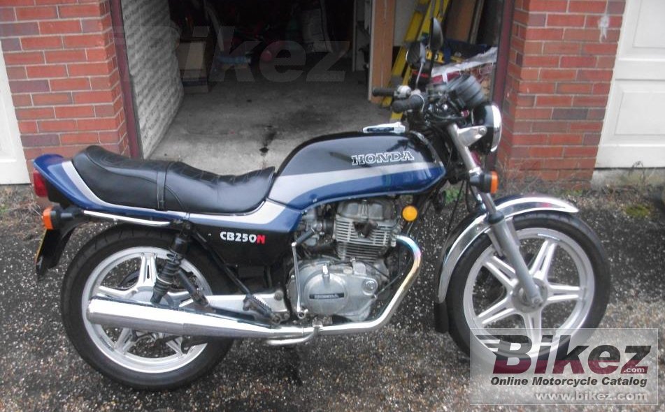 Big  cb 250 n picture and wallpaper from Bikez.com